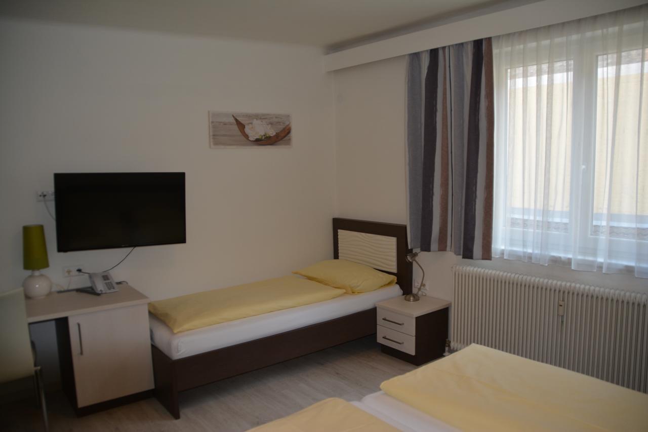 Hotel Lenau Stockerau Dış mekan fotoğraf