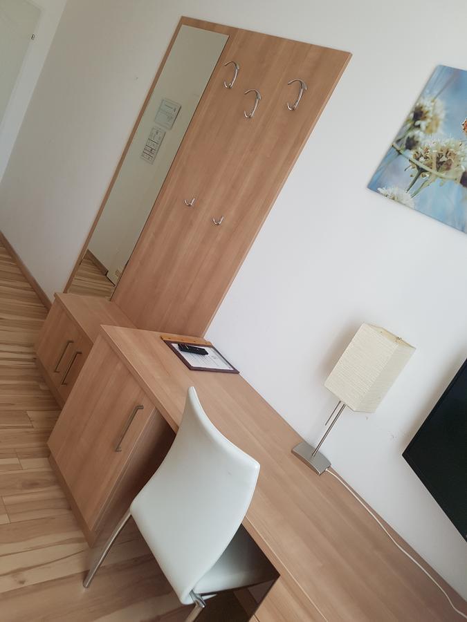 Hotel Lenau Stockerau Dış mekan fotoğraf