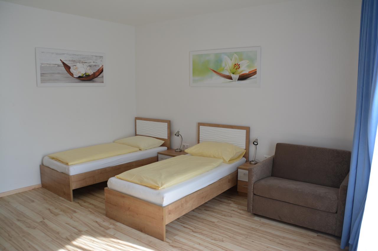 Hotel Lenau Stockerau Dış mekan fotoğraf