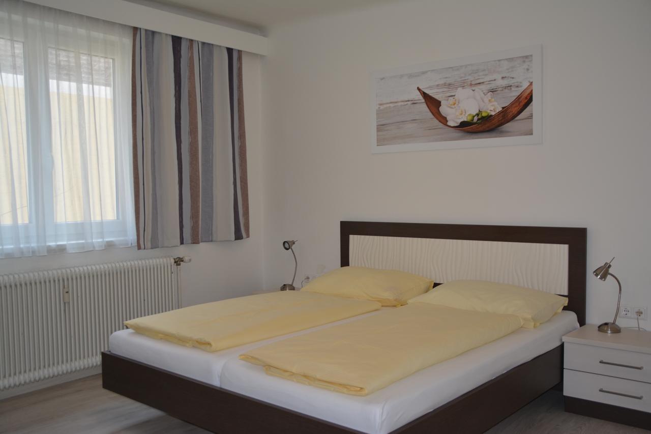 Hotel Lenau Stockerau Dış mekan fotoğraf