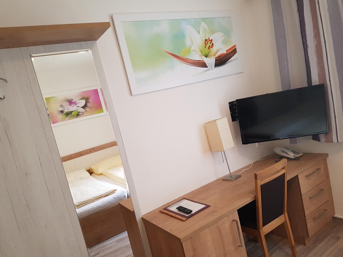 Hotel Lenau Stockerau Dış mekan fotoğraf