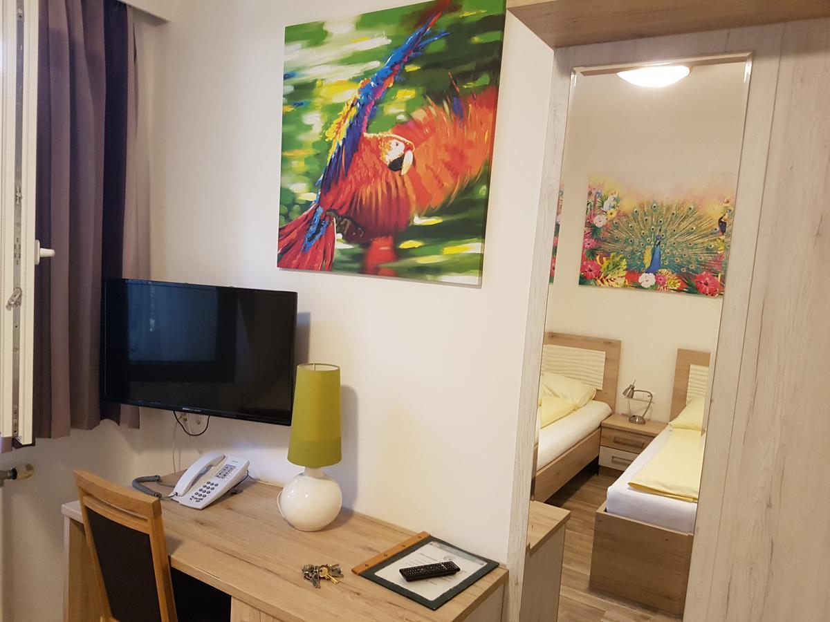Hotel Lenau Stockerau Dış mekan fotoğraf