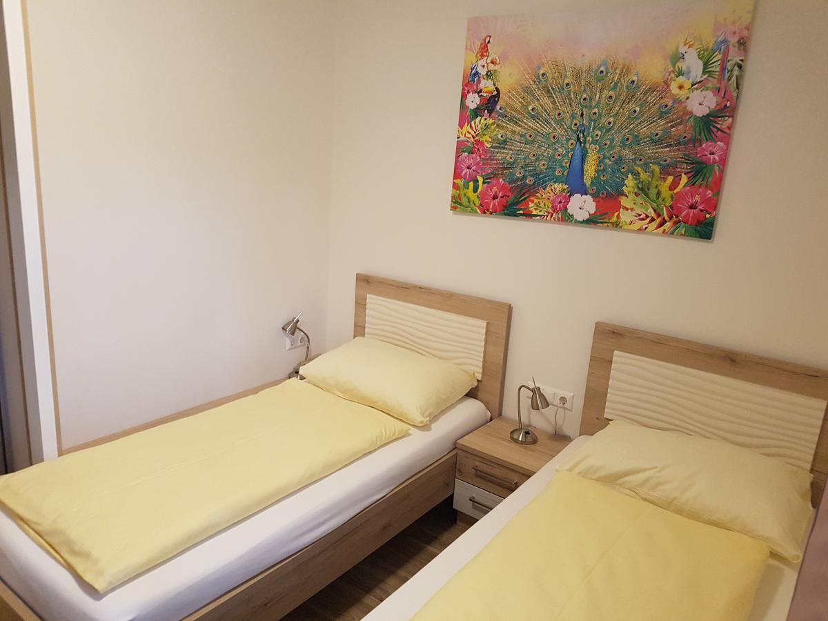 Hotel Lenau Stockerau Dış mekan fotoğraf